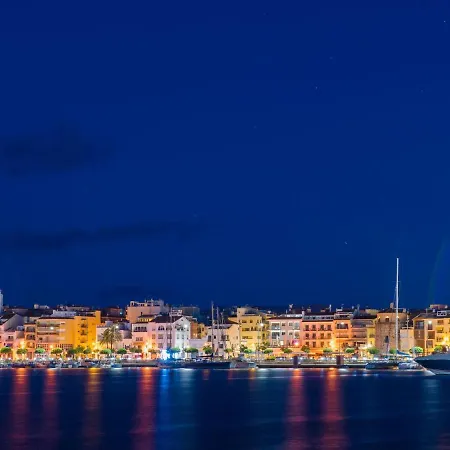 La Goleta Bajos By Interhome